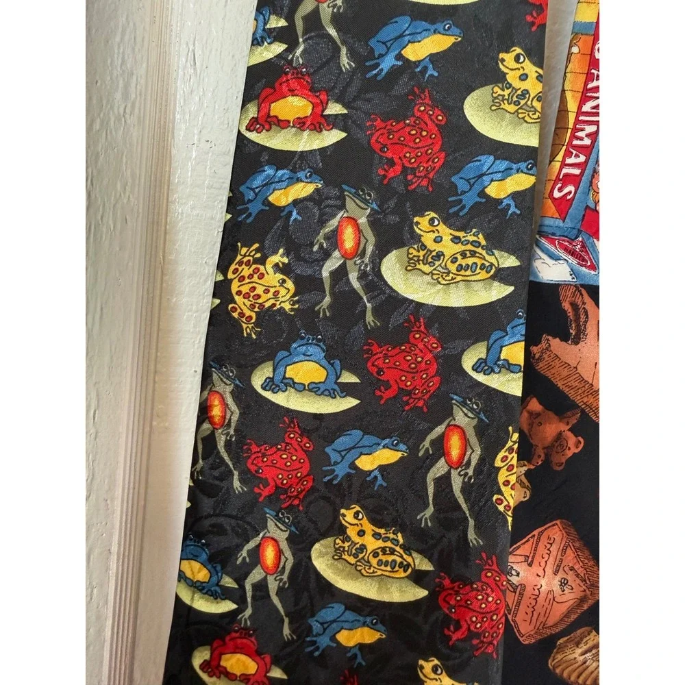 Lot of 3 Vintage Novelty Ties Nicole Miller Nabisco Frogs School Bus Silk Retro - Picture 2 of 9